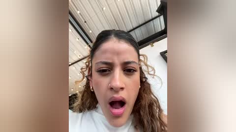 alana15 free recording from 2025-12-05 00:05:00