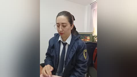 susy__06 free recording from 2025-12-05 00:01:00