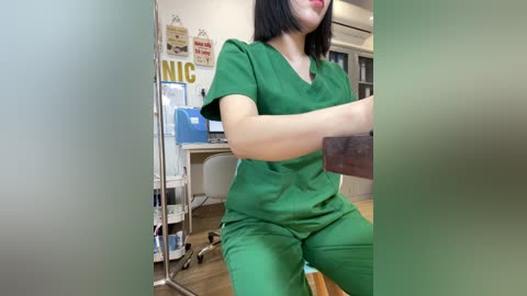 clinic_sexy free recording from 2025-12-05 06:23:00
