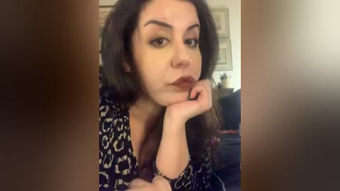 holyeroticss free recording from 2025-12-05 00:05:00