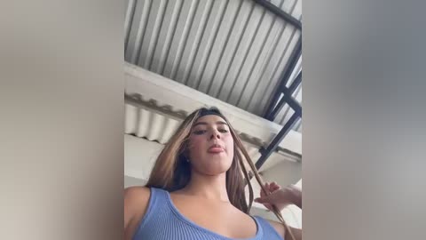 natalia_vidal free recording from 2025-12-05 01:34:00