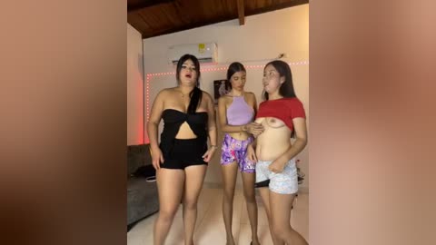 royalgirls_x free recording from 2025-12-05 00:22:00