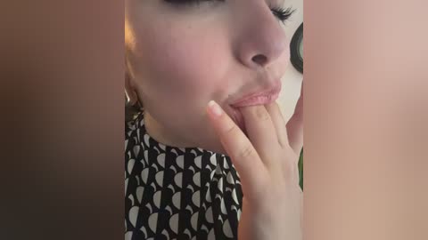 sukhakunis1 free recording from 2025-12-05 00:06:00