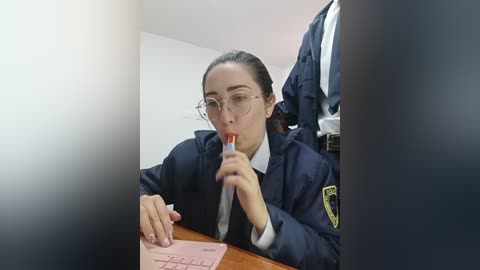 susy__06 free recording from 2025-12-05 00:06:00