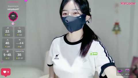 _hell0_kitty free recording from 2025-12-06 00:52:00