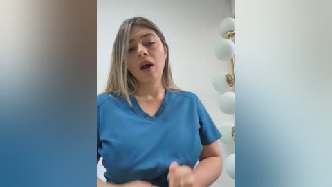 alicee16 free recording from 2025-12-06 00:52:00