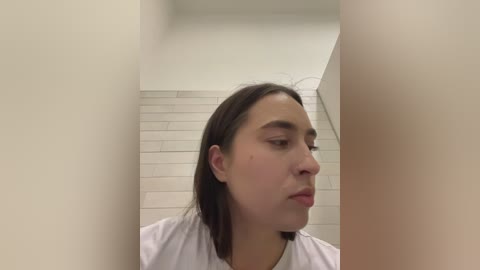 holly_play free recording from 2025-12-06 00:52:00