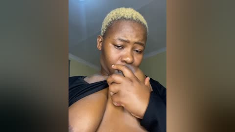 miyaxo2 free recording from 2025-12-06 00:11:00