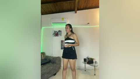 royalgirls_x free recording from 2025-12-06 00:47:00