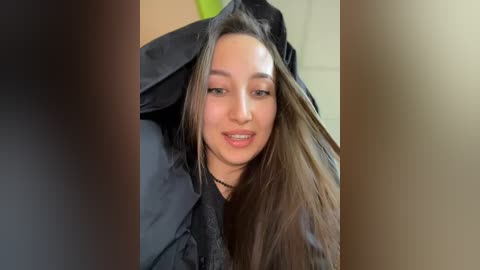 velvetvixeni free recording from 2025-12-06 00:52:00