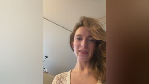 _angelari_ free recording from 2025-12-07 00:28:00