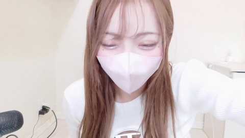 _chanmomo_ free recording from 2025-12-07 00:39:00