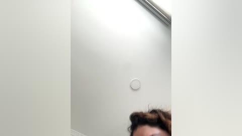 alana15 free recording from 2025-12-07 00:39:00