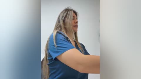 alicee16 free recording from 2025-12-07 00:30:00