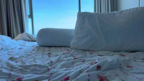 carolyn_smith free recording from 2025-12-07 00:26:00