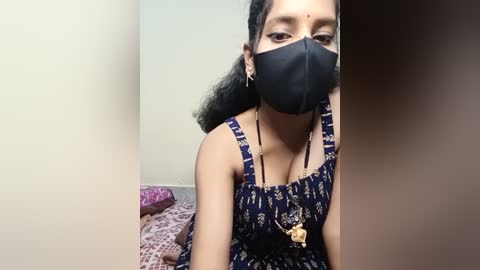 desi_hot_queen free recording from 2025-12-08 00:01:00
