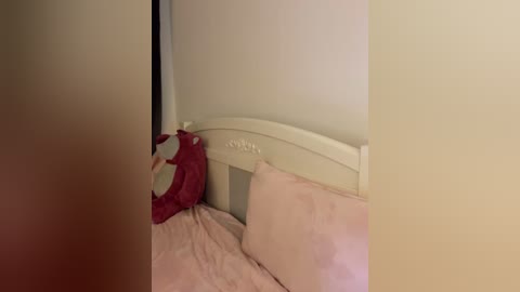 ella_a9 free recording from 2025-12-07 00:26:00