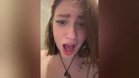 lucy_joy free recording from 2025-12-07 00:28:00