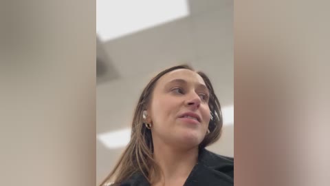 lunagirl13 free recording from 2025-12-07 00:22:00