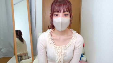 riri__nyan_o0 free recording from 2025-12-07 00:39:00