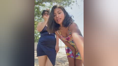 sexi_noemi free recording from 2025-12-08 00:01:00