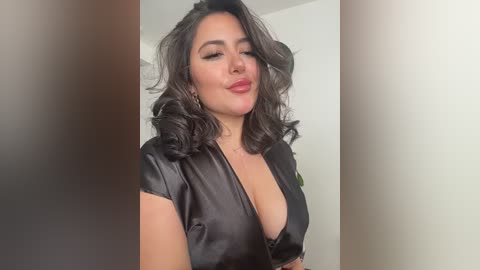 sukhakunis1 free recording from 2025-12-07 00:39:00