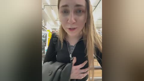 sunny___bunny free recording from 2025-12-08 00:15:00