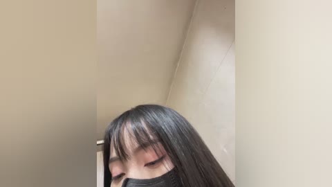 xiao_lin free recording from 2025-12-07 00:39:00