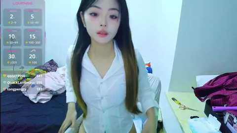 xiaoxi_12 free recording from 2025-12-08 00:37:00