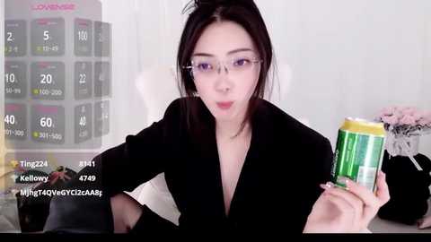 yangyang_777 free recording from 2025-12-07 00:28:00