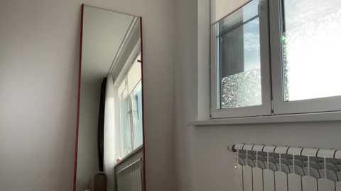 yourlittlesunrise_ free recording from 2025-12-07 00:39:00