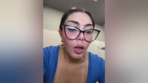 zui_lu free recording from 2025-12-07 00:26:00