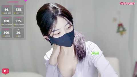 _hell0_kitty free recording from 2025-12-08 00:37:00