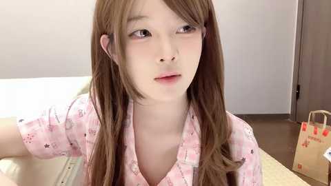 enen_xiaobao free recording from 2025-12-08 00:37:00