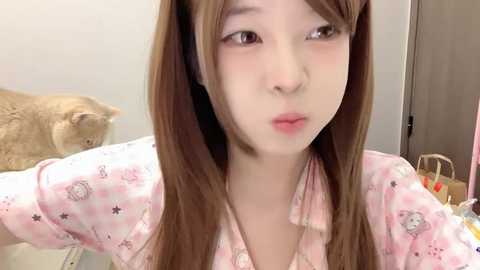 enen_xiaobao free recording from 2025-12-08 00:37:00