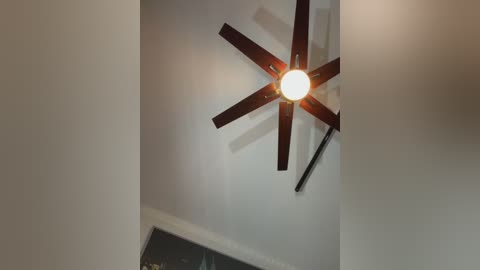 hornyblond_bella free recording from 2025-12-08 00:20:00