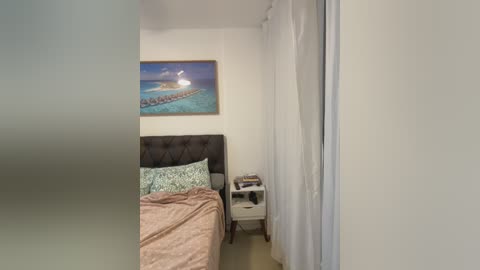 lady_laurarose free recording from 2025-12-08 00:27:00