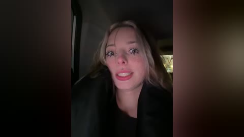 loraadoll free recording from 2025-12-08 00:20:00