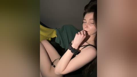 milabee free recording from 2025-12-08 00:27:00