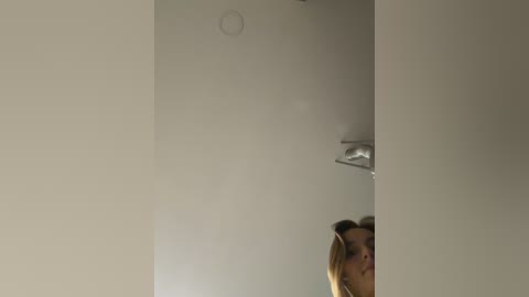 _angelari_ free recording from 2025-12-09 00:15:00