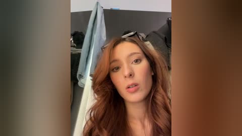 lillukatten free recording from 2025-12-10 00:04:00