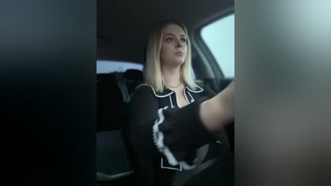 love_bri free recording from 2025-12-09 00:15:00