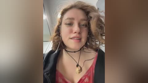 lucy_joy free recording from 2025-12-09 03:39:00