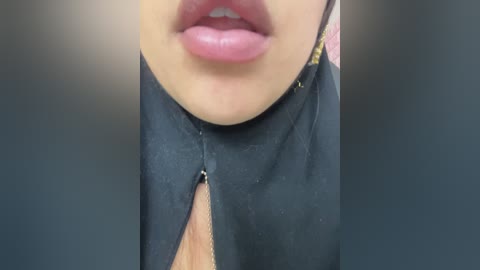 zahra_jalid free recording from 2025-12-09 00:45:00