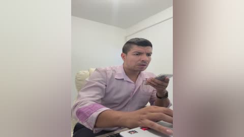 angie_e free recording from 2025-12-11 00:38:00