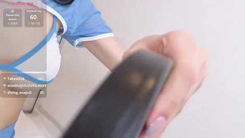 hana_08787_ free recording from 2025-12-10 00:07:00