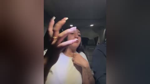 hannahoff free recording from 2025-12-10 00:04:00