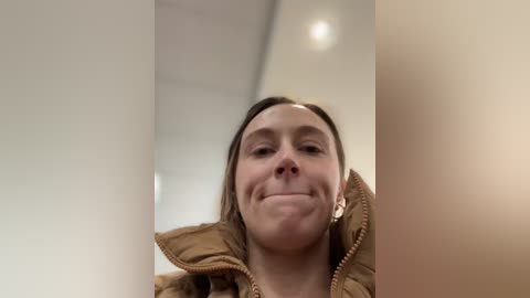 lunagirl13 free recording from 2025-12-10 00:04:00