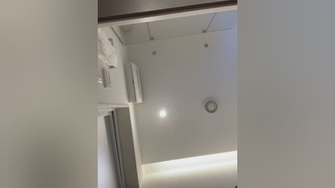 mayumichan13 free recording from 2025-12-10 00:04:00