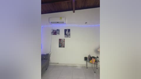 royalgirls_x free recording from 2025-12-10 00:04:00